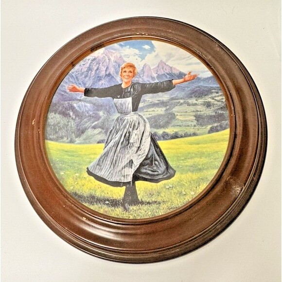 Sound of Music  Plate "The Hills are alive " #1912A 1991 Bradford Exchange - Picture 1 of 5